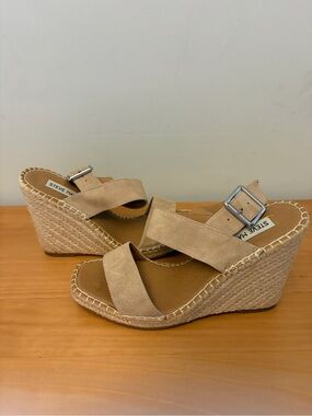 Steve Madden Beige Suede Espadrille Wedge Sandals